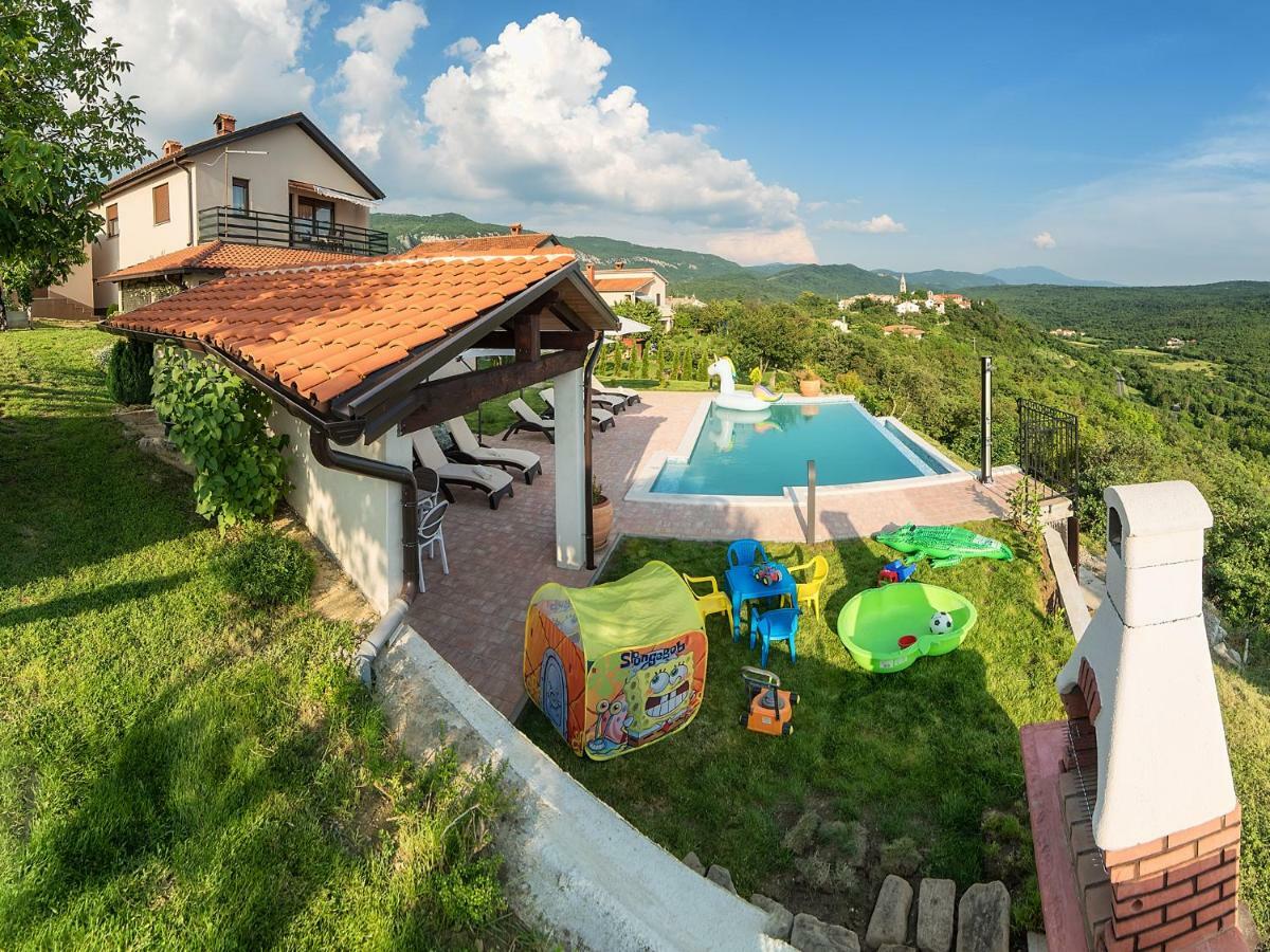 Home Andrea With Infinity Salty Pool Roč Zewnętrze zdjęcie
